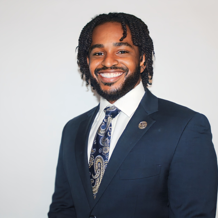 Derrick Scott headshot