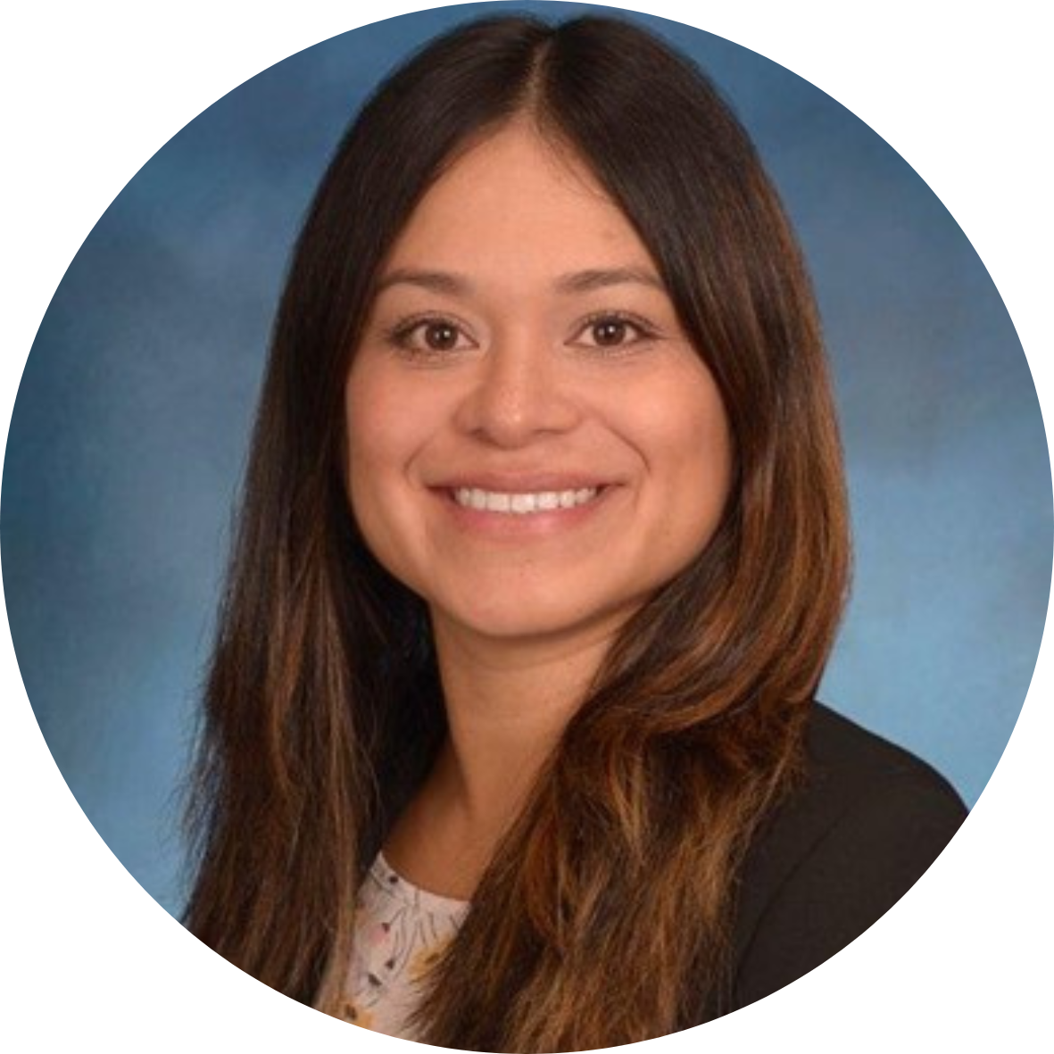 Evelyn Lopez Headshot