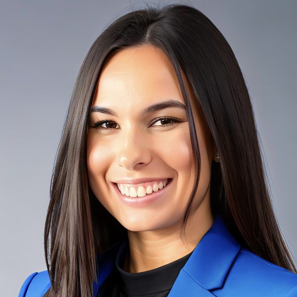 Kaitlyn Heintz Headshot