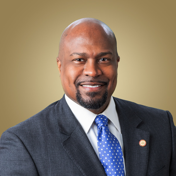 Headshot of Ahli Moore