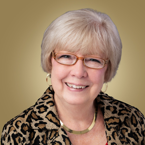 Headshot of Linda Smith