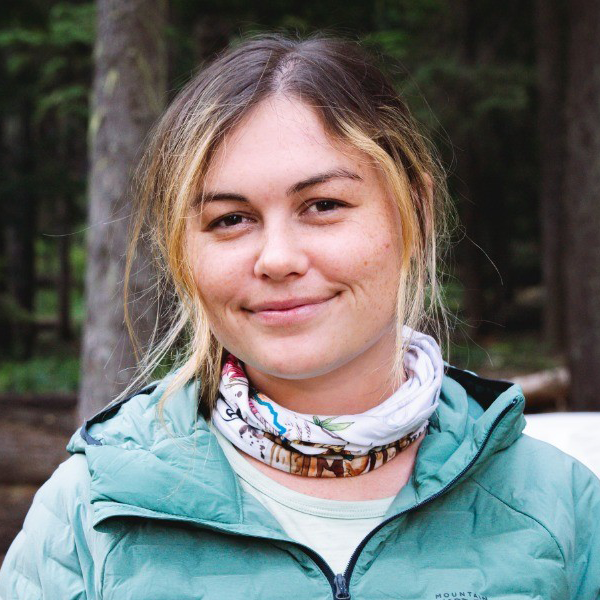 Teaghan Skulski Headshot