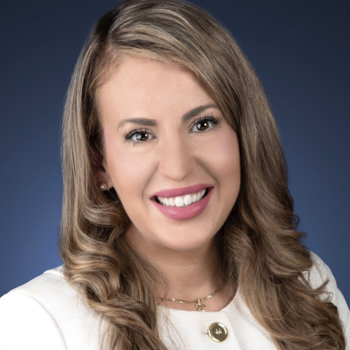 Dr. Lauren Albaum Headshot