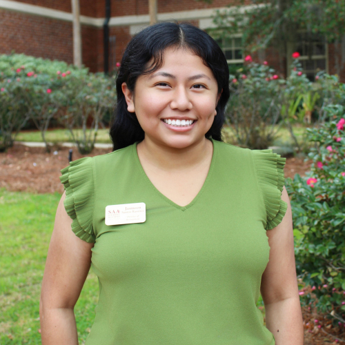 Jasmeen Santos-Ramirez Headshot