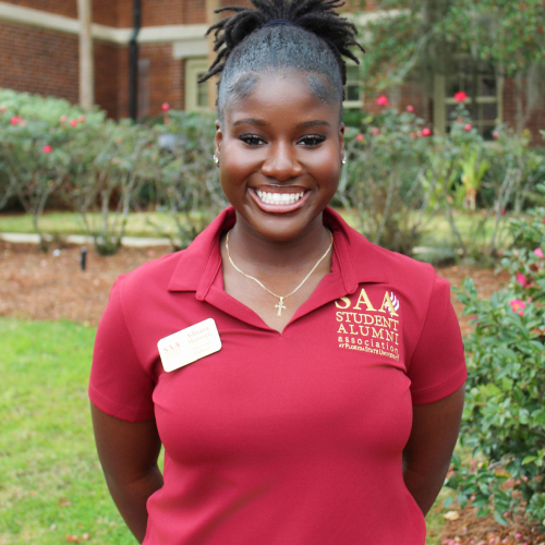 Adriana Massanga Headshot