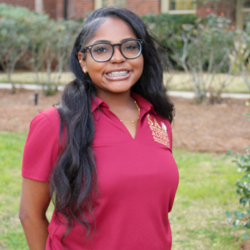 Jazmin Mason Headshot