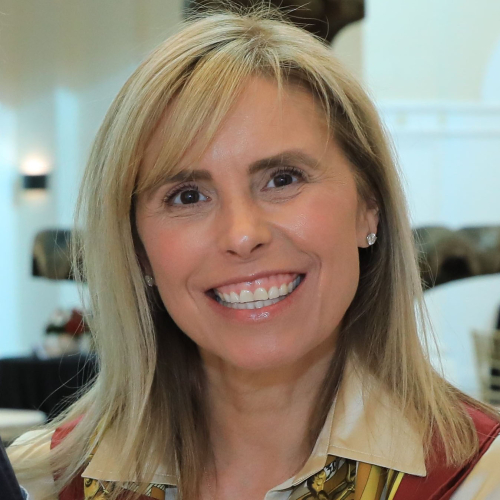 Jennifer Collins Headshot