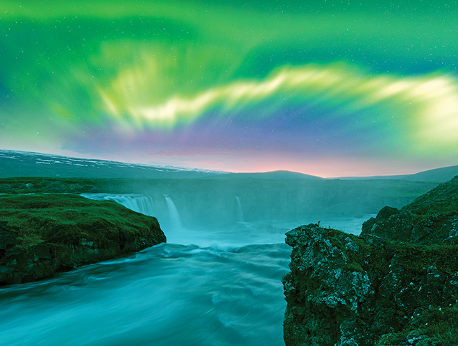 Iceland and Northern Lights (Gohagen)